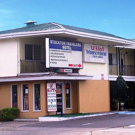 Stockton Travelers Motel エクステリア 写真